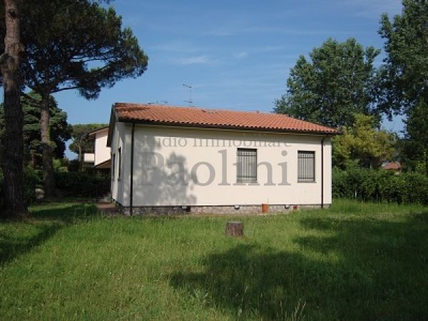 Riferimento V187 - Villa for Affitto in Cinquale