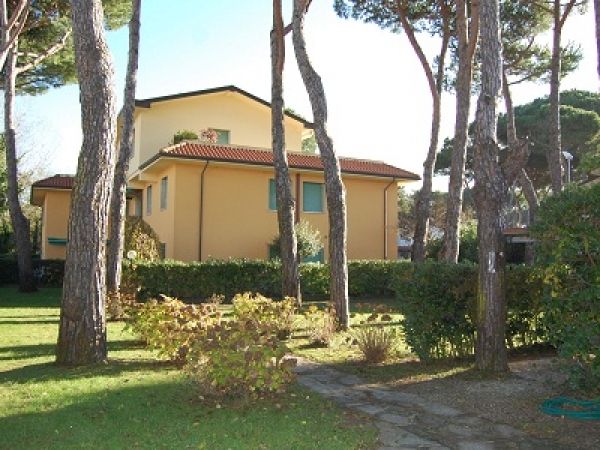 Riferimento A38 - Apartment for Rental a Cinquale