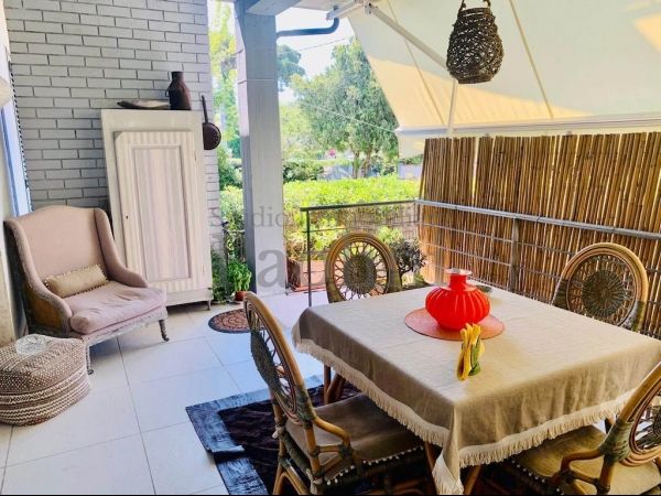 Riferimento A811 - Villa Bifamiliare in Vendita a Cinquale