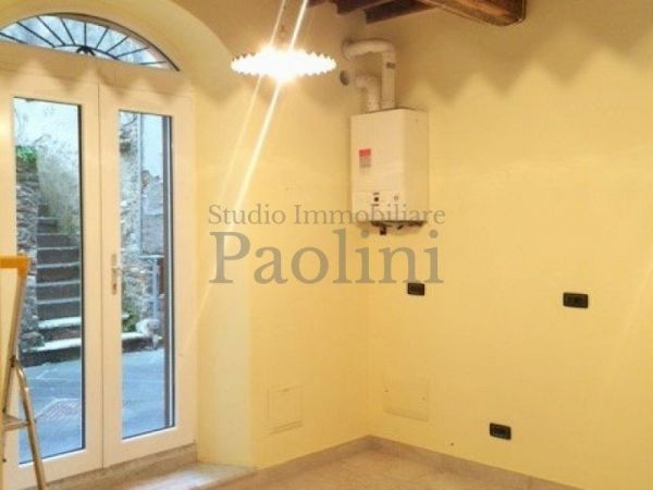 Riferimento FC5 - Commercial Property for Sale a Santa Lucia
