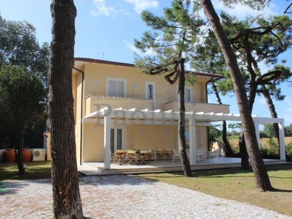 Riferimento V363 - Semi-detached House for Rental a Vittoria Apuana