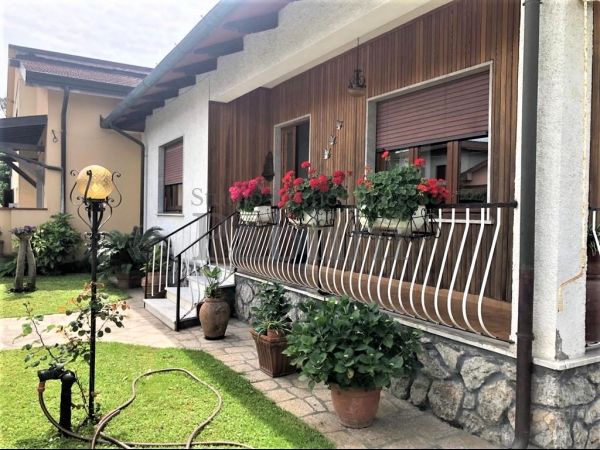 Riferimento V460 - Villa for Affitto in Cinquale