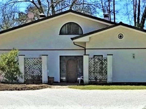 Riferimento V623 - Villa for Vendita in Poveromo