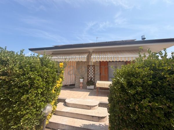 Riferimento V746 - Villa Singola in Vendita a Renella